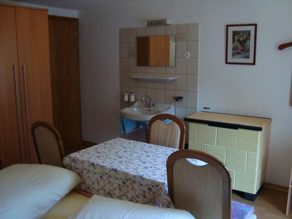 Hotel Haus Wechner Kappl  Zimmer foto
